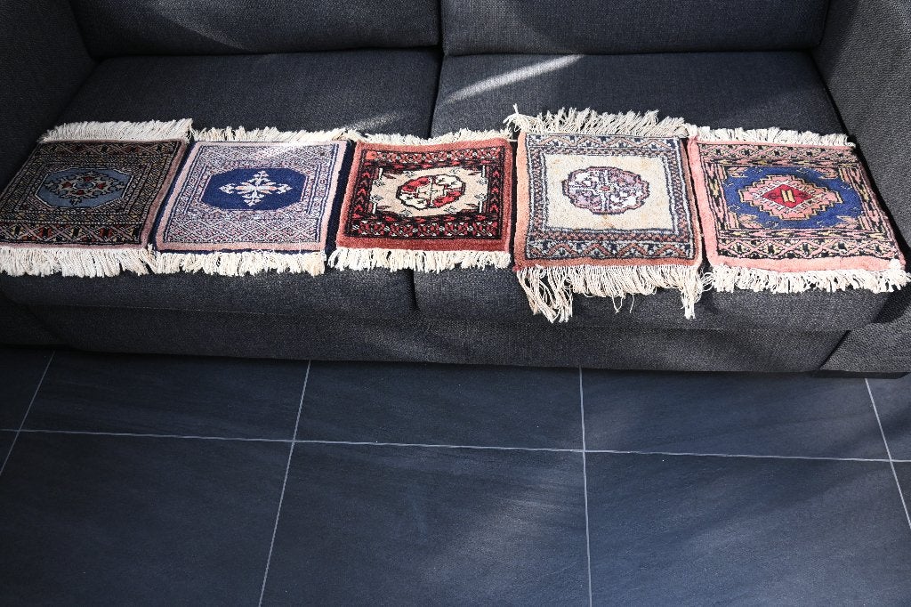 KIJK NOU! ELF Perzische kleedjes en VIJF kussentjes., Antiek en Kunst, Ophalen of Verzenden