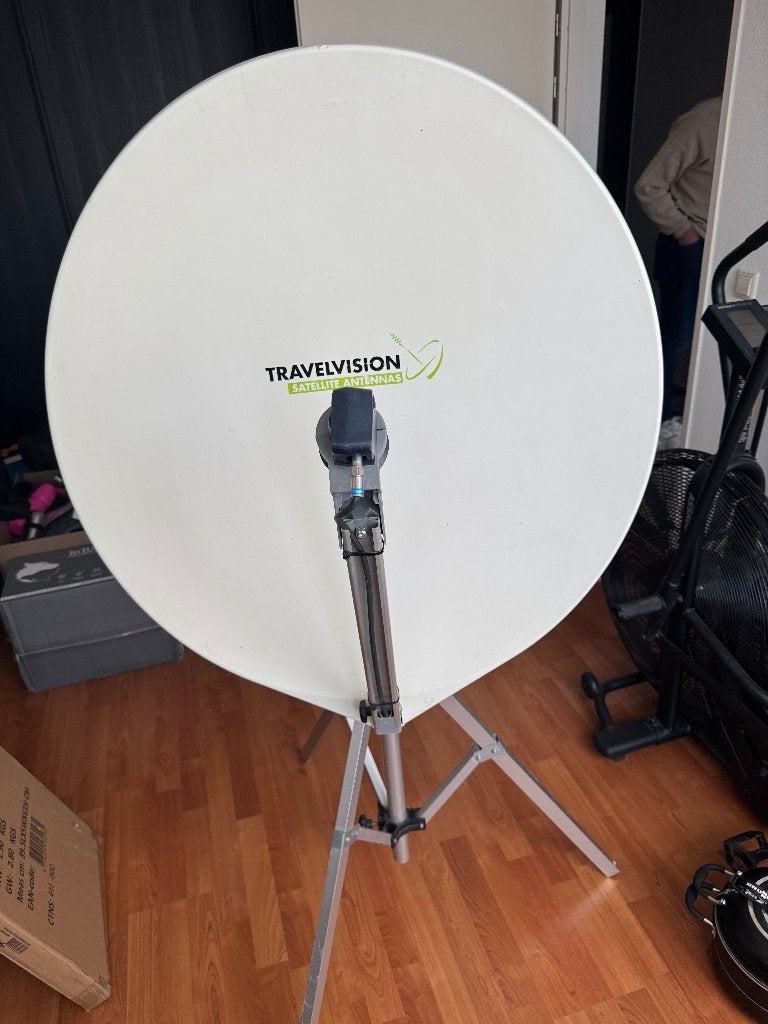 Automatische satelliet schotel Travelvision R7 80, Ophalen, Zo goed als nieuw