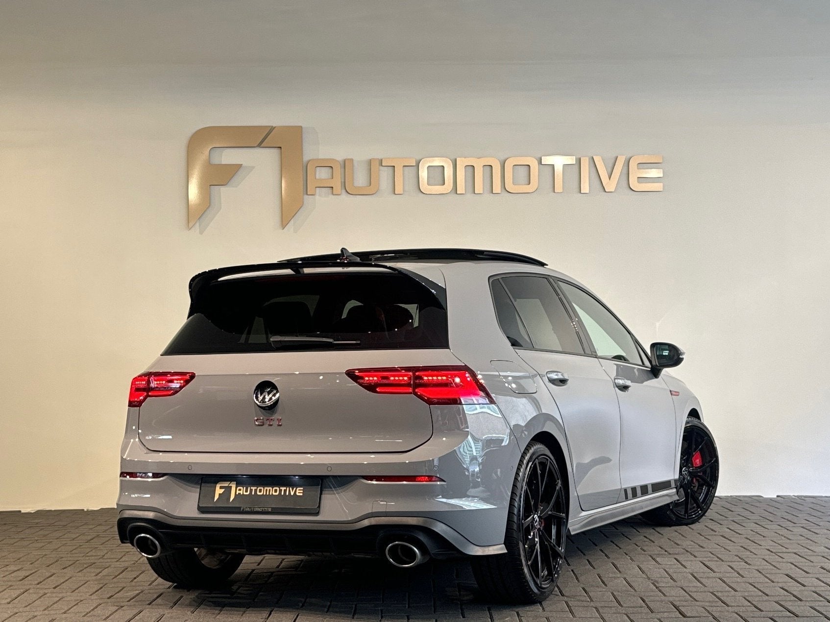 Volkswagen GOLF 2.0 TSI GTI Clubsport Pano|Memory|Keyless|IQ, 4 cilinders, 1984 cc, Bedrijf, Golf