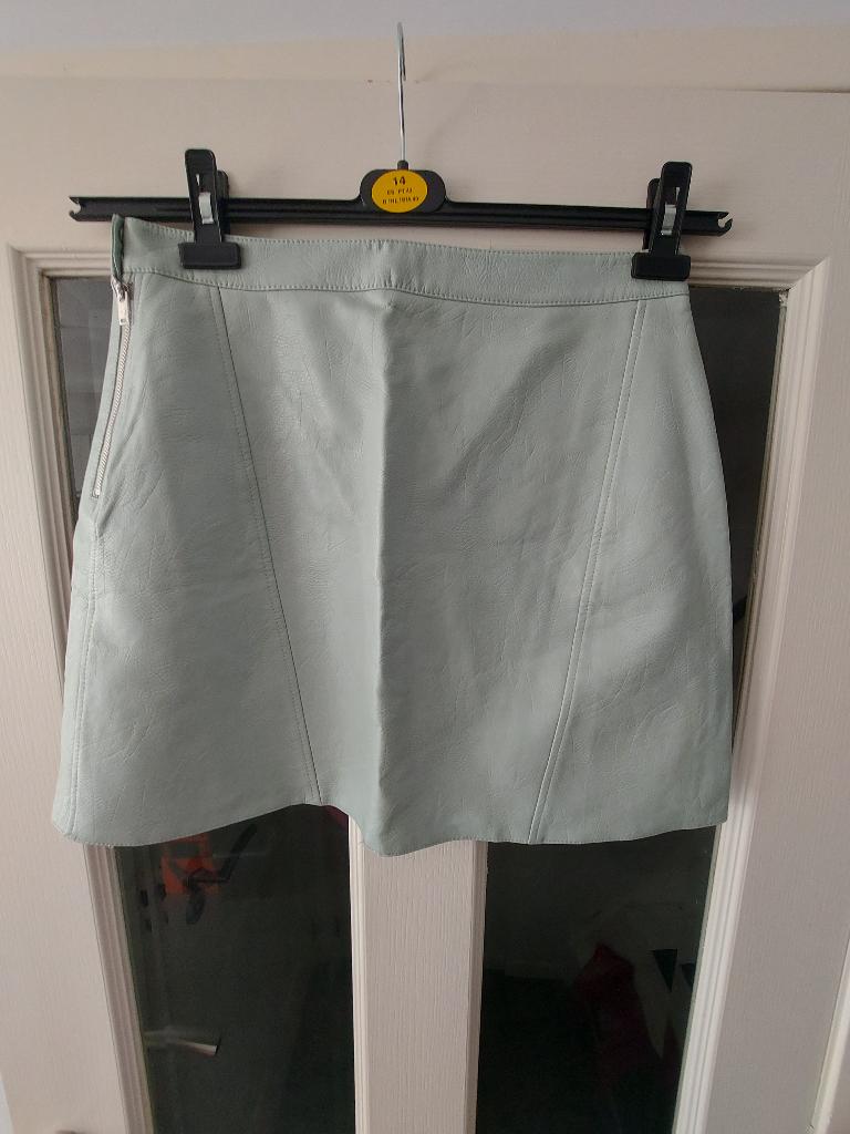 Zara mini rok in mooi mint 38/40, Kleding | Dames, Zo goed als nieuw, Boven de knie, Groen, Ophalen