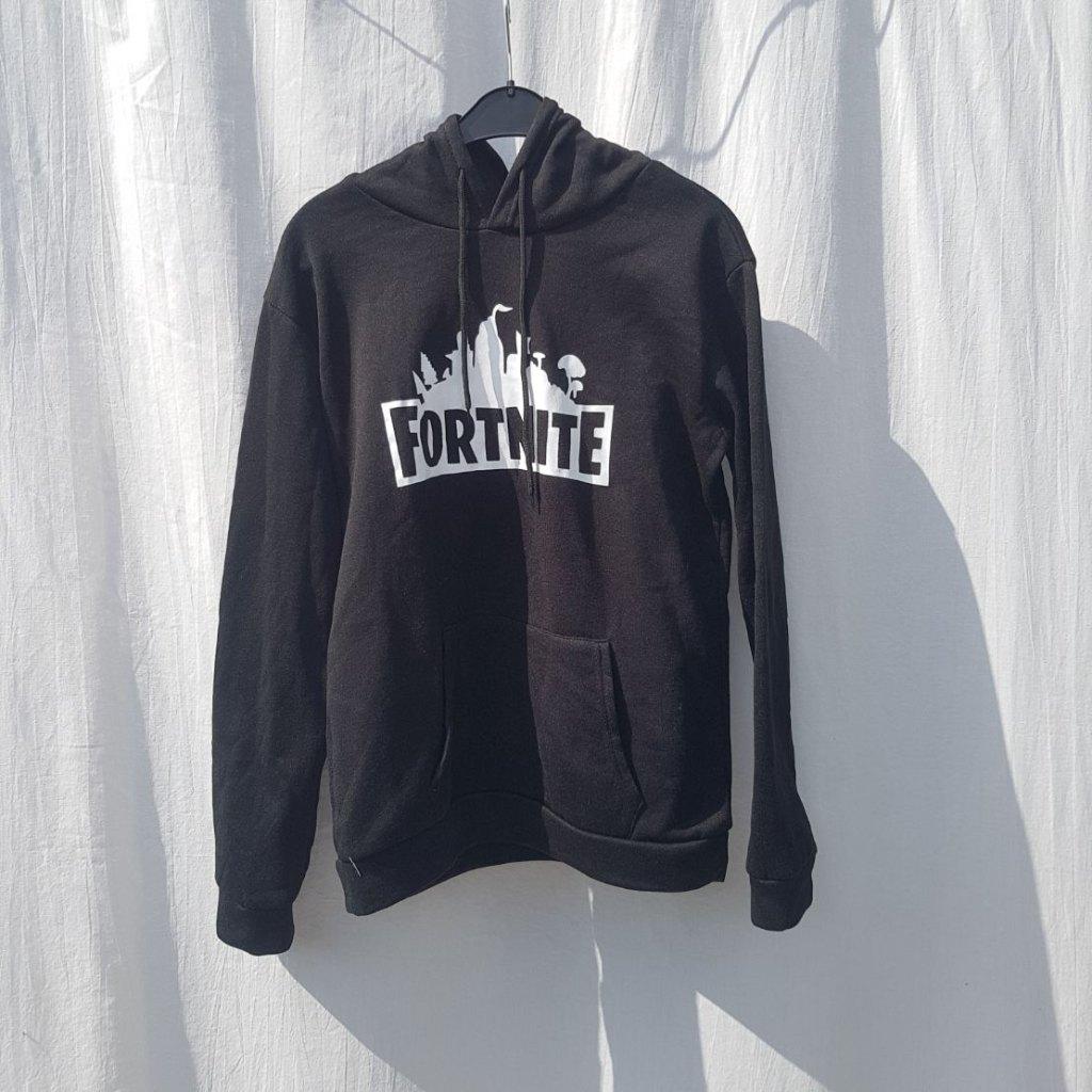 Stoere zwarte FORTNITE hoodie . Mt M, Kleding | Dames, Truien en Vesten, Zo goed als nieuw, Maat 38/40 (M), Zwart, Ophalen of Verzenden