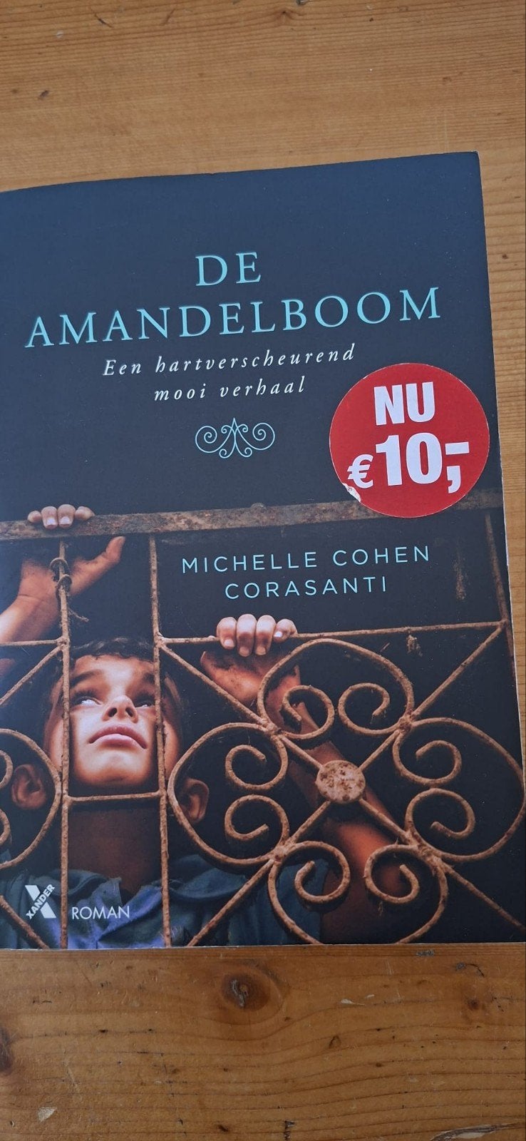 De Amandelboom - Michelle Cohen Corasanti (Roman), Boeken, Ophalen, Zo goed als nieuw, Michelle Cohen Corasanti, Wereld overig