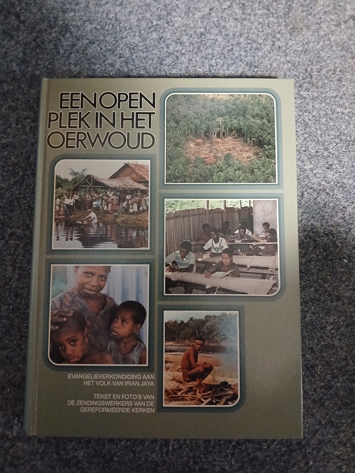 Een Open Plek in het Oerwoud - Evangelieverkondiging, Boeken, Ophalen of Verzenden