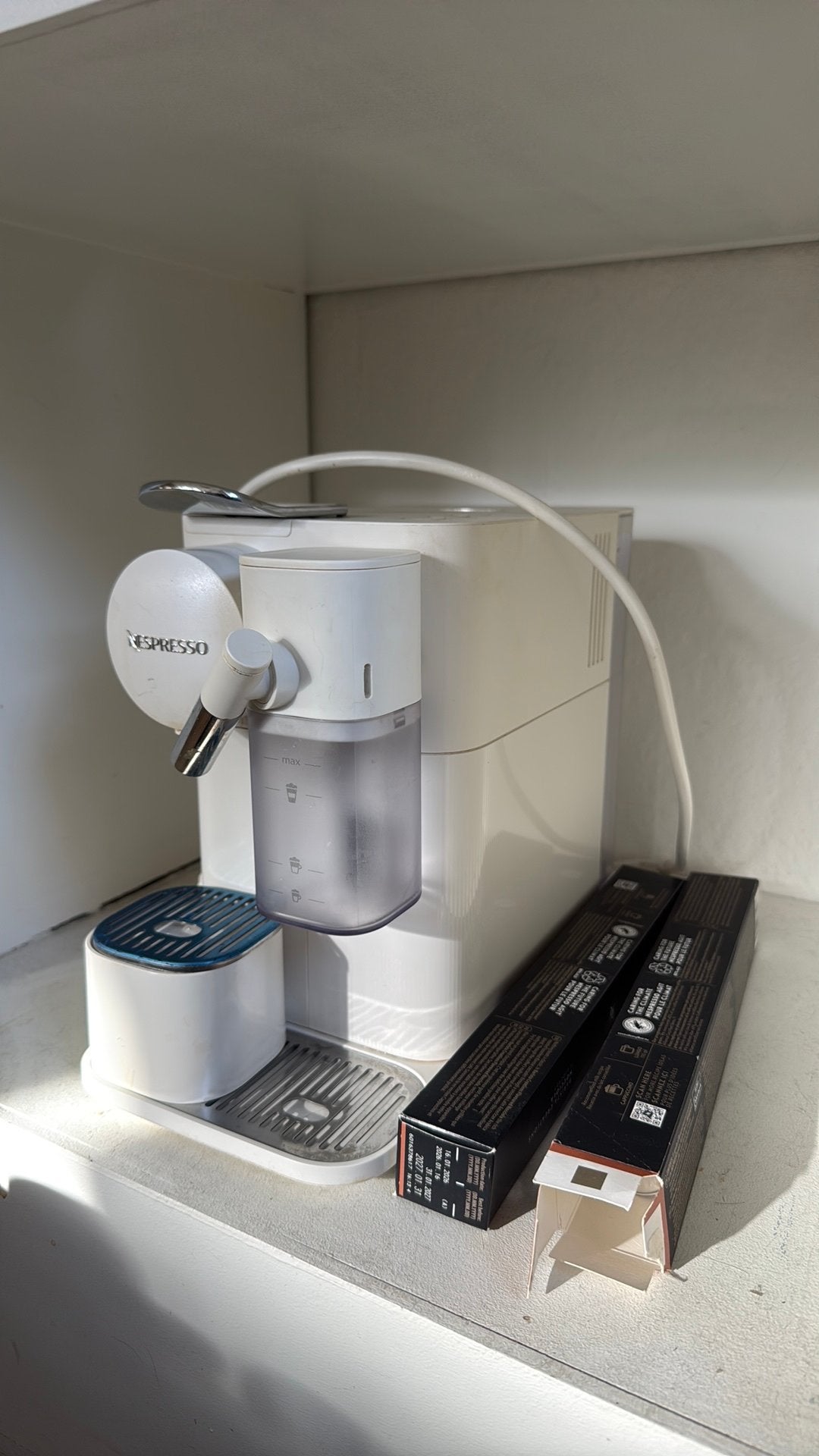 Nespresso Delonghi, Ophalen, Zo goed als nieuw, Espresso apparaat