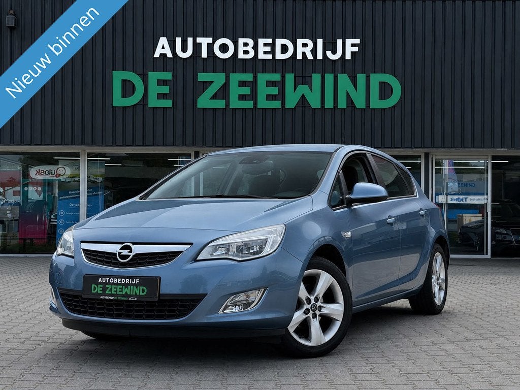 Opel Astra 1.4 Turbo Edition|airco|Rijklaar, Voorwielaandrijving, Euro 5, Electronic Stability Program (ESP), Gebruikt