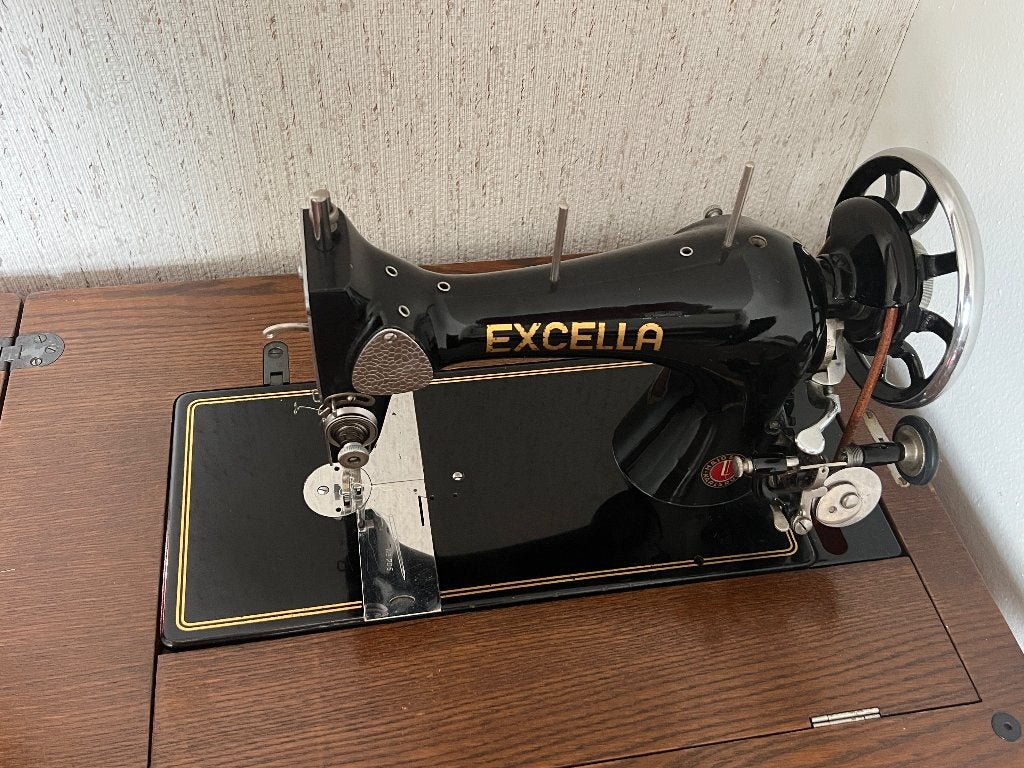 naaimachine Excella, Ophalen