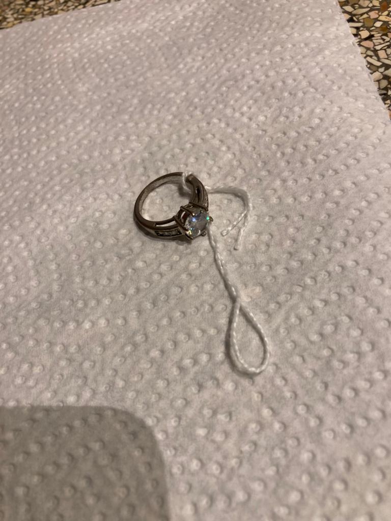Mooie ring, Ophalen of Verzenden, Overige materialen, Dame
