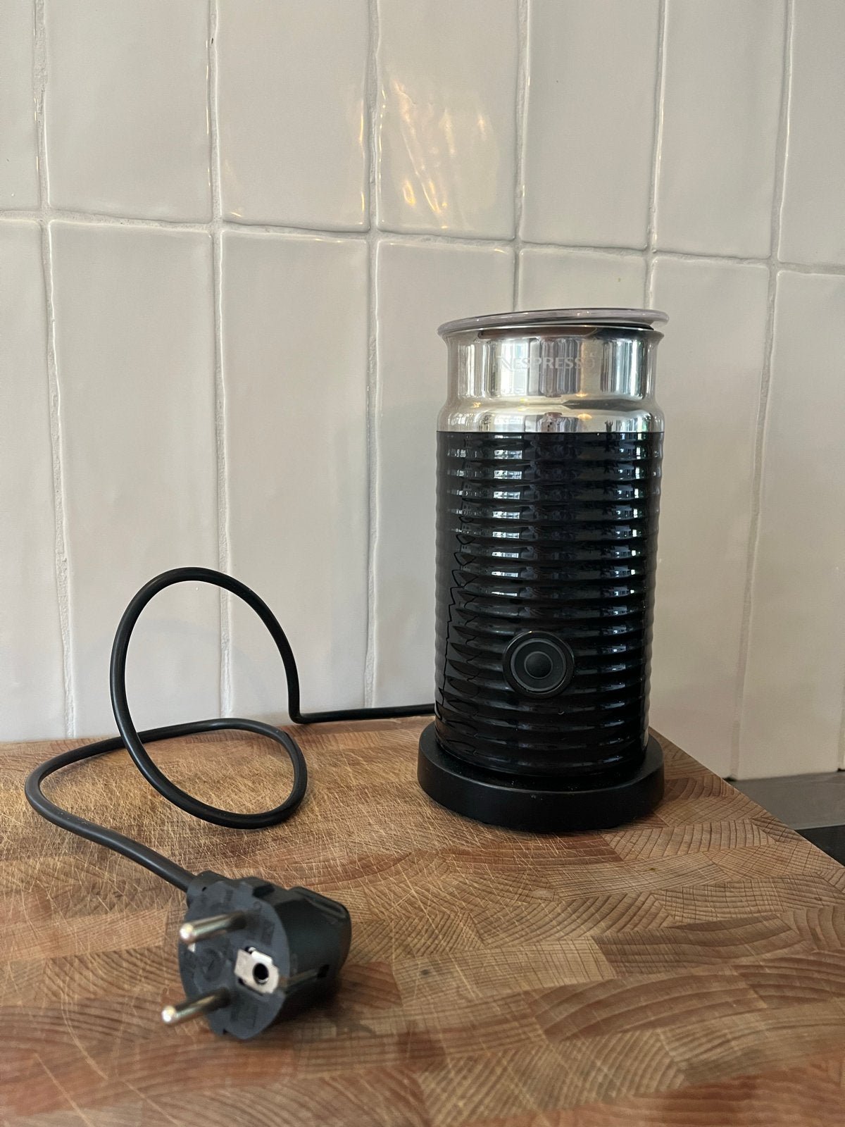 Nespresso Aeroccino 3 Melkopschuimer - Zwart, Witgoed en Apparatuur, Melkopschuimers, Ophalen, Zo goed als nieuw, Elektrische melkopschuimer