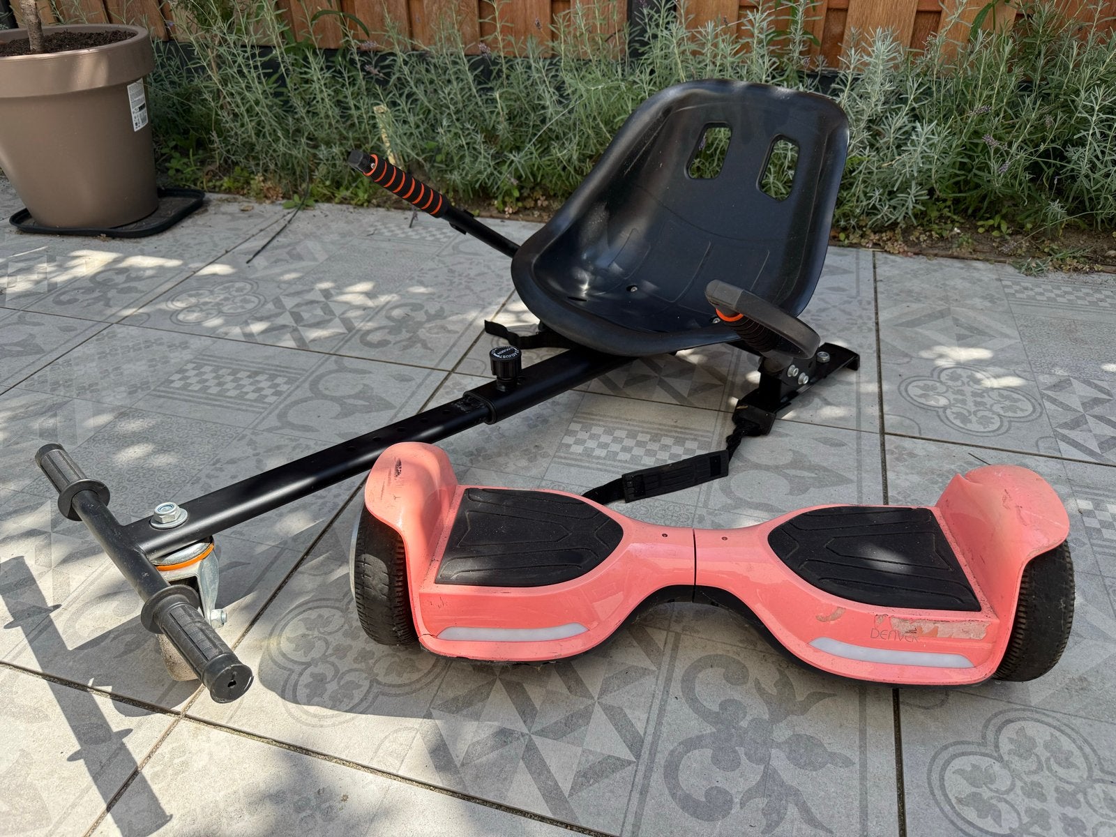 Denver Hoverboard Roze (klein defect) met zitje, Ophalen, Gebruikt