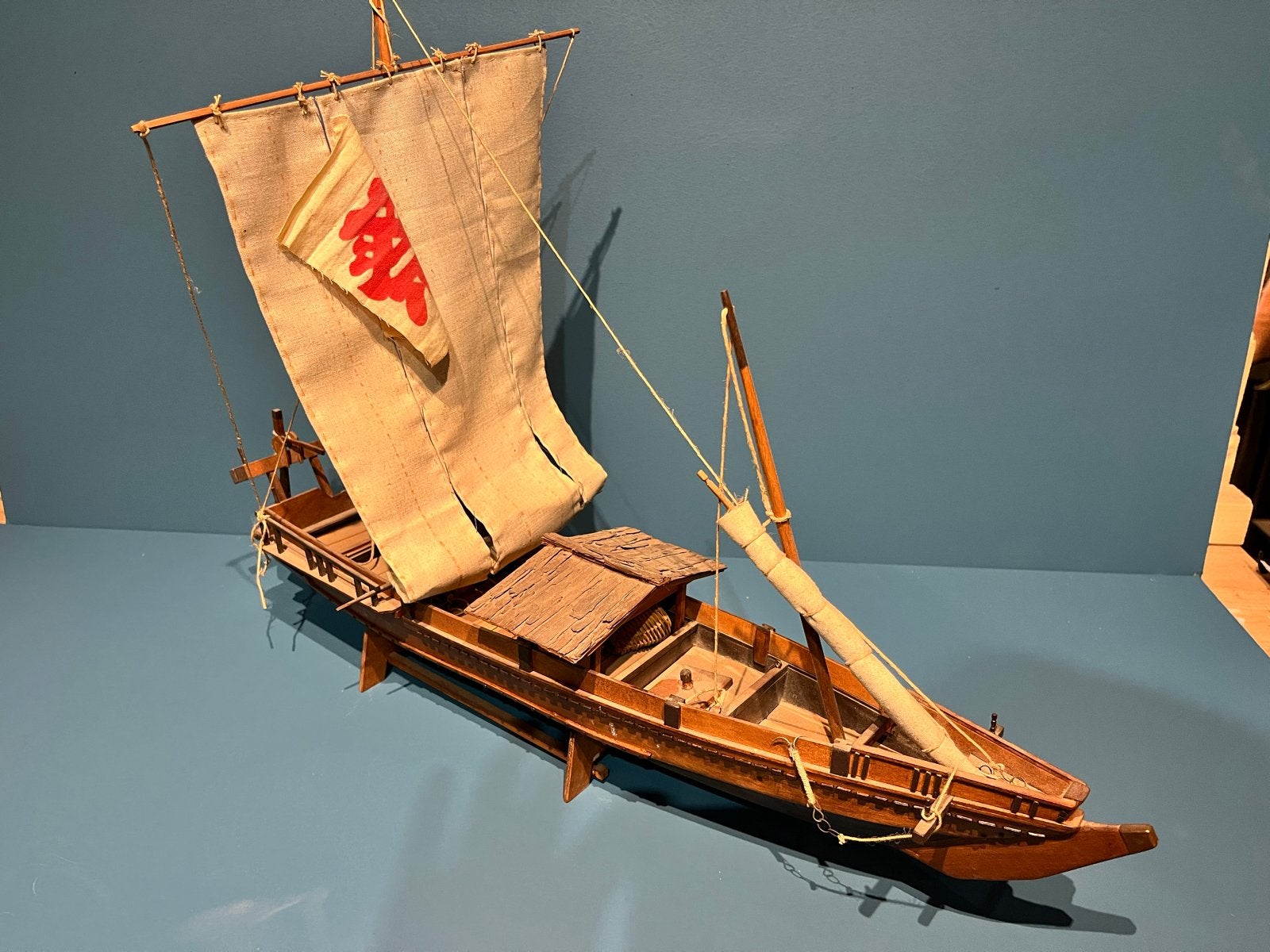 Prachtig houten scheepsmodel met zeil, Ophalen of Verzenden, Zo goed als nieuw, Groter dan 1:32, Overige merken