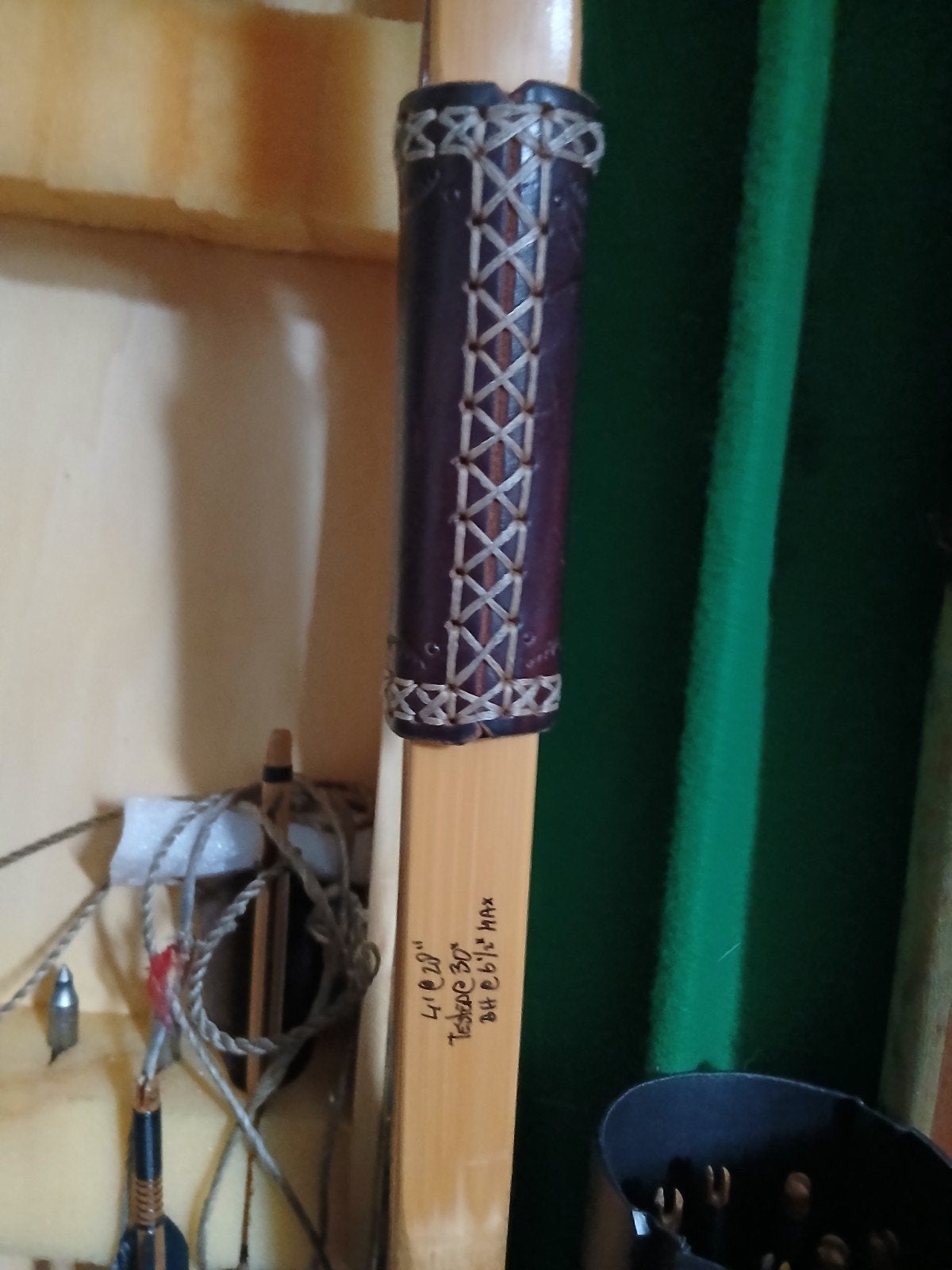 Handgemaakte Longbow met pijlen en koffer, Ophalen, Zo goed als nieuw, Longbow