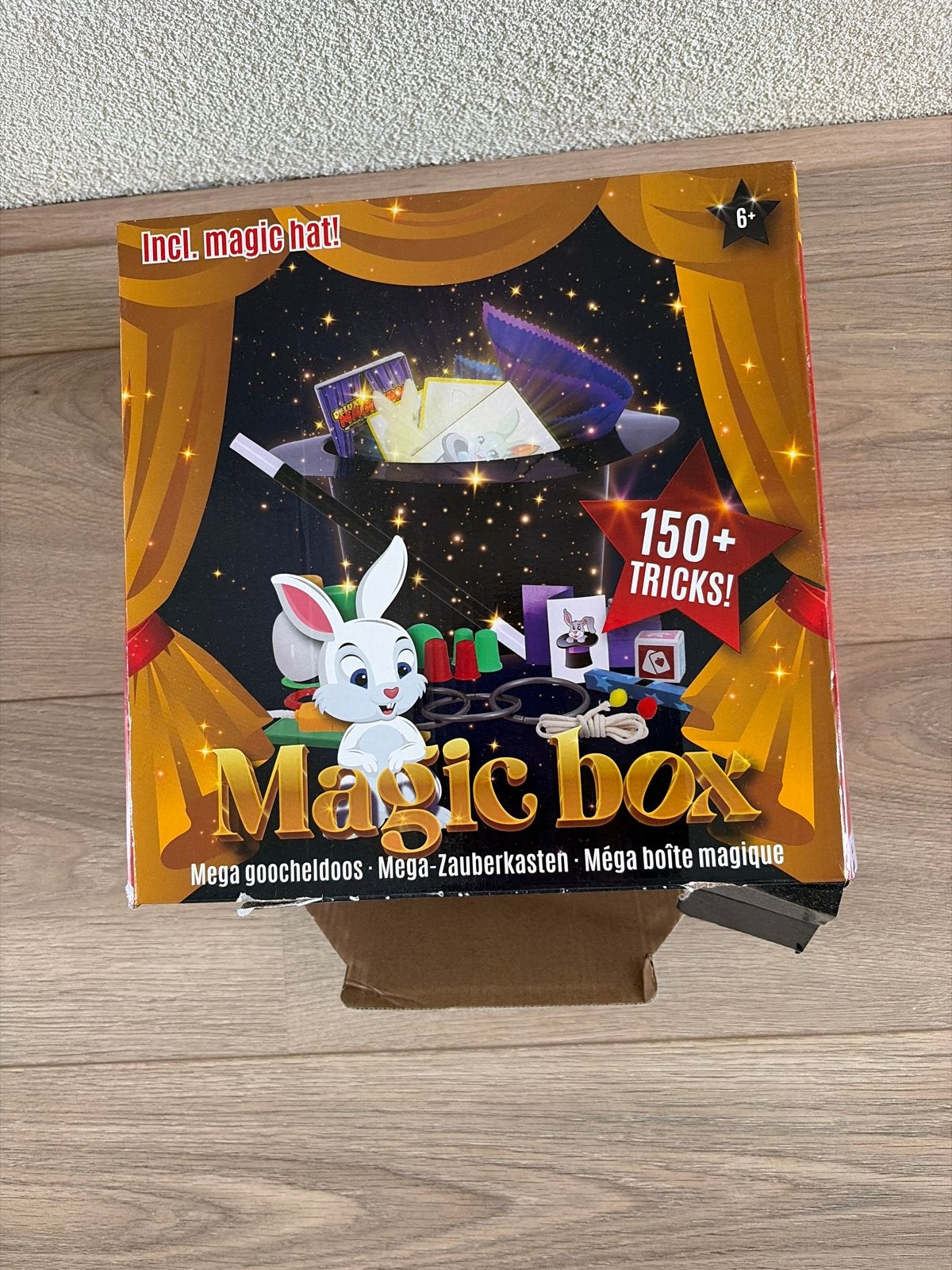 Mega Goocheldoos - Magic Box met 150+ Trucs, Ophalen, Zo goed als nieuw, Jongen of Meisje