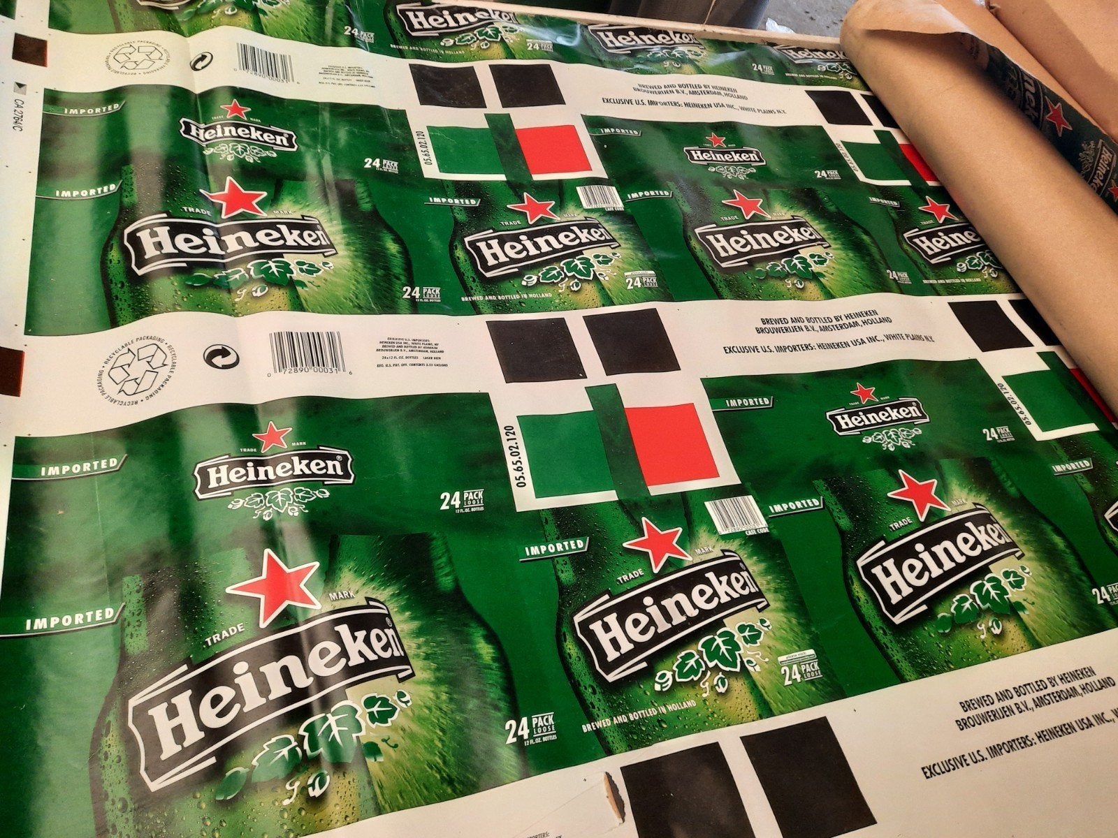 Heineken inpakpapier grote rollen!, Ophalen
