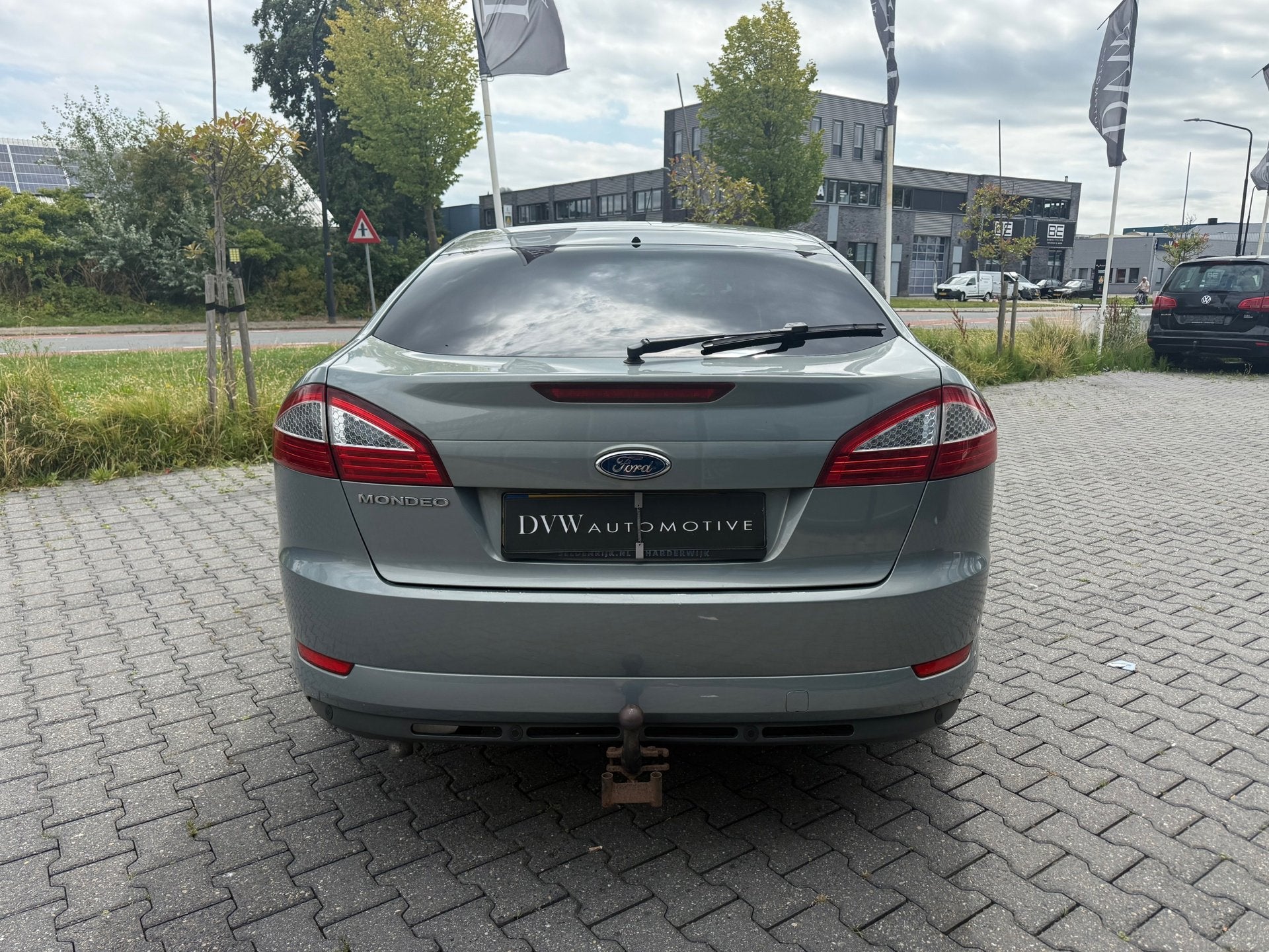 Ford Mondeo 2.0-16V Ghia, Stof, Gebruikt, Origineel Nederlands, Bedrijf