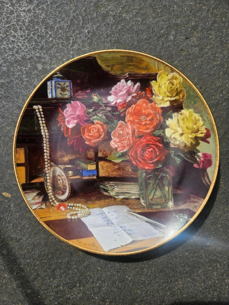 Decoratieve Wandplaat met Bloemen en Sieraden, Ophalen of Verzenden