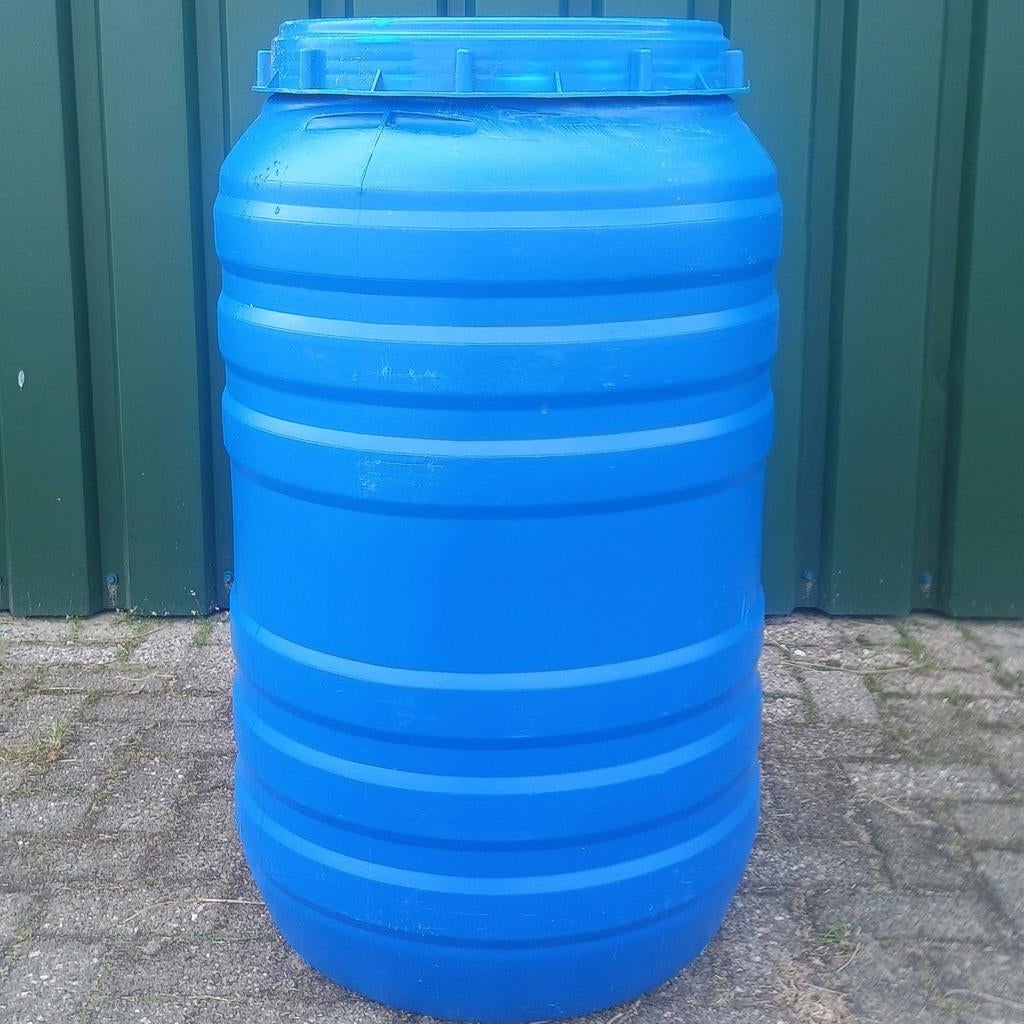 Tonnen te koop, Tuin en Terras, Regentonnen, 150 liter of meer, Ophalen of Verzenden, Gebruikt, Kunststof