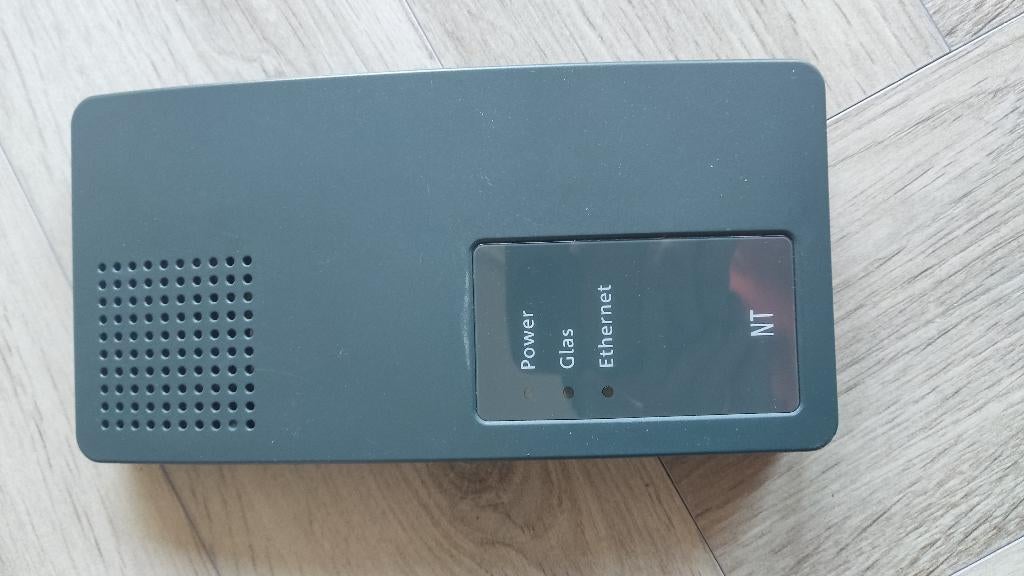 Glasvezel kastje, Computers en Software, Routers en Modems, Ophalen of Verzenden, Zo goed als nieuw, KPN