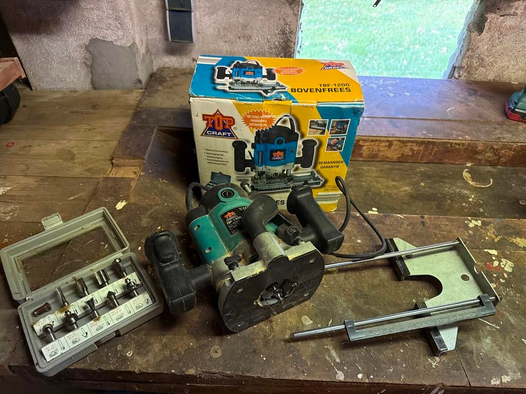TUP CRAFT TBF-1200 Bovenfrees met accessoires, Ophalen, Gebruikt, Elektrisch, Bovenfrees