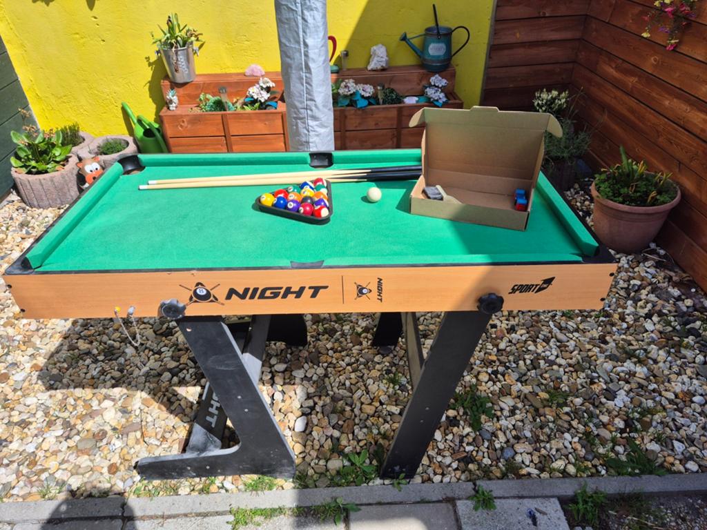 Compacte pooltafel 'Night Sport' met accessoires, Ophalen, Gebruikt, Pooltafel