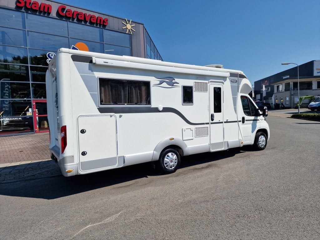Laika Ecovip 412 queensbed 1e eig nieuwstaat 23000km, Caravans en Kamperen, Campers, Ringverwarming, Fiat, Luifel, Veiligheidssloten
