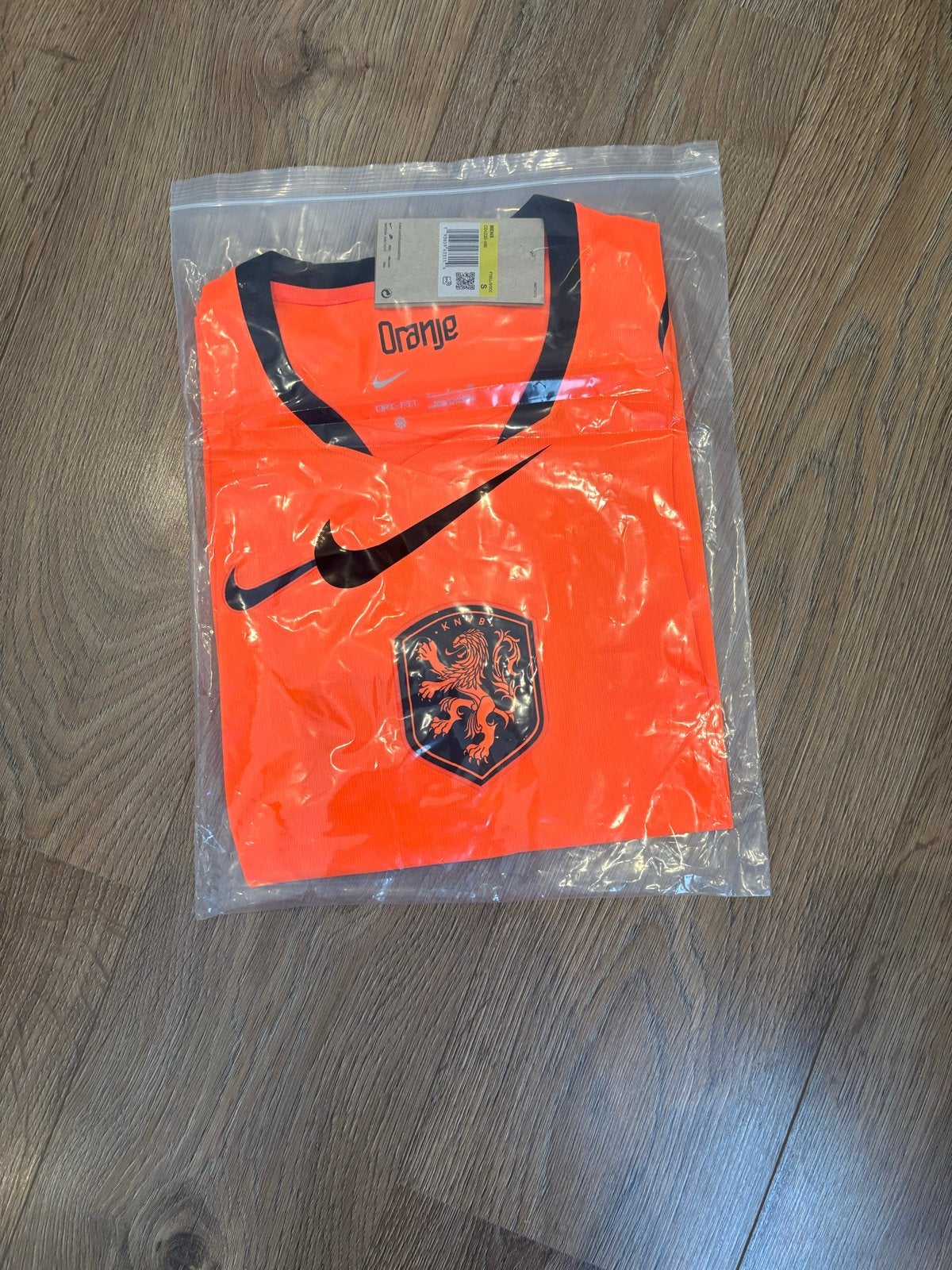 Nike Oranje voetbalshirt - Nieuw met kaartjes, Verzenden, Overige typen, Nieuw, Oranje
