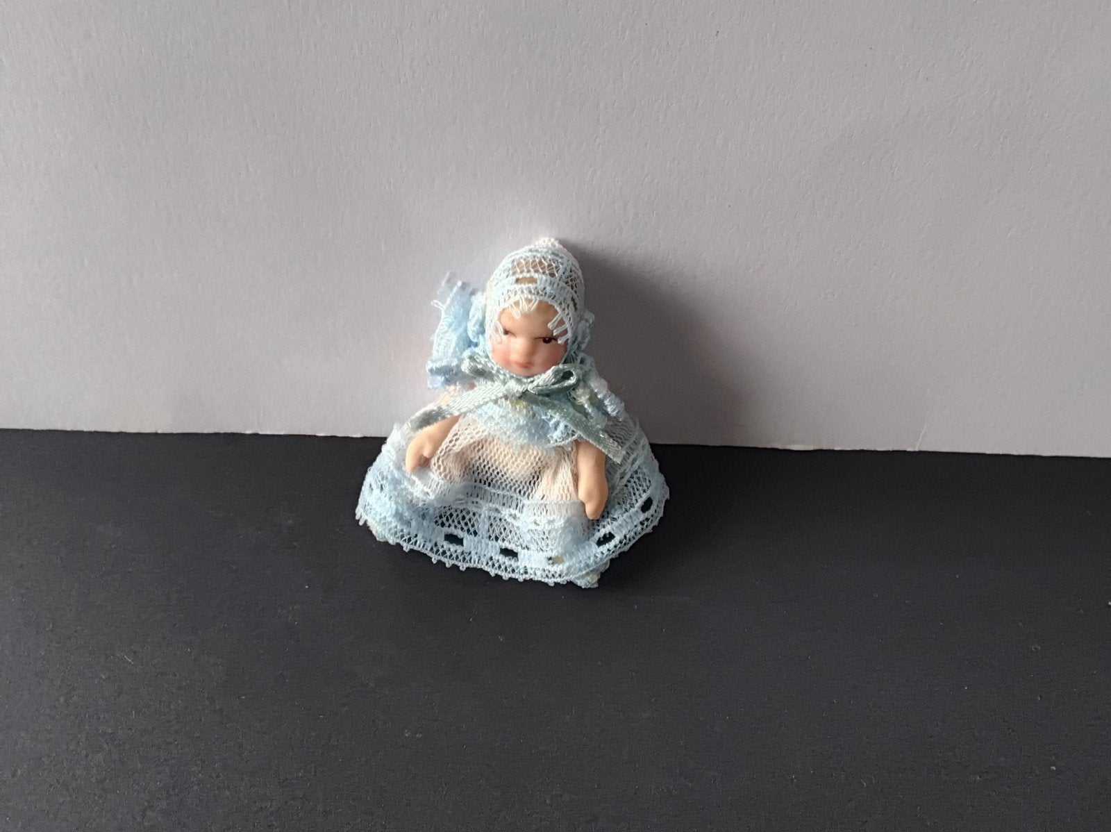 Lief klein popje 1:12, Ophalen of Verzenden, Zo goed als nieuw, Popje