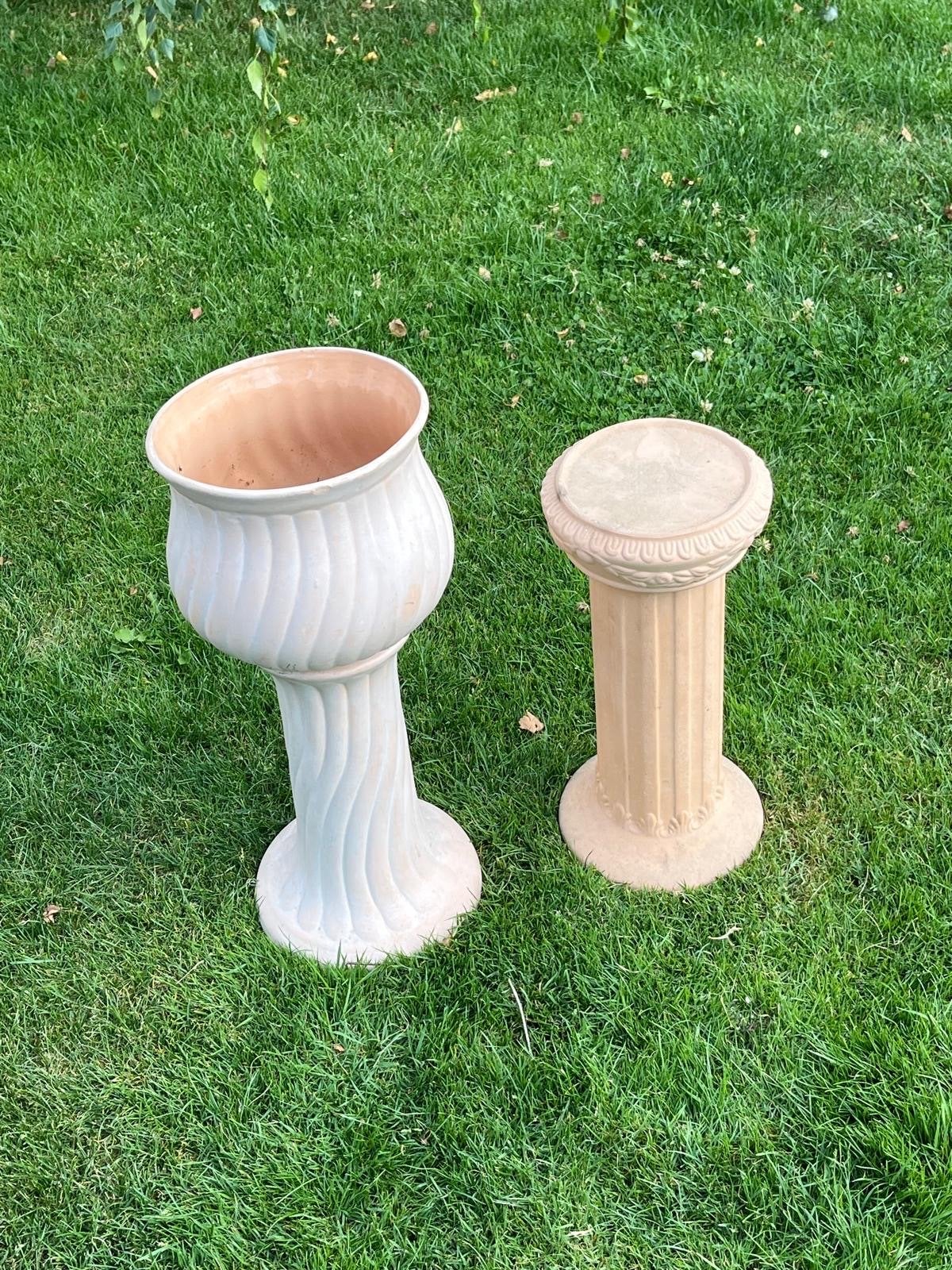 Gebakken consoles met bloempot in dezelfde stijl, Ophalen, Gebruikt, Binnen, Minder dan 25 cm
