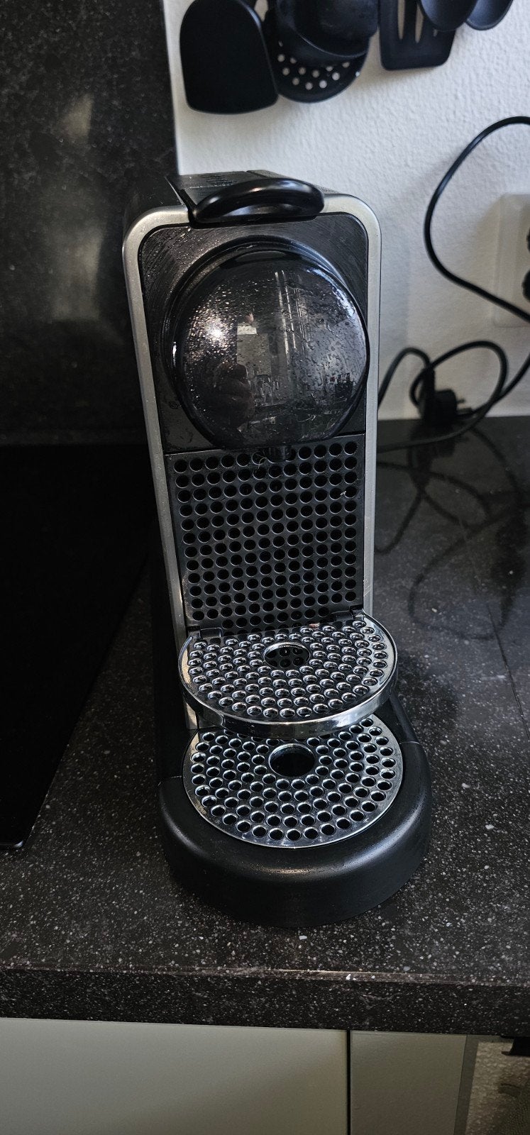 Nespresso apparaat - Altijd goed ontkalkt, Witgoed en Apparatuur, Ophalen, Espresso apparaat, Zo goed als nieuw, 1 kopje