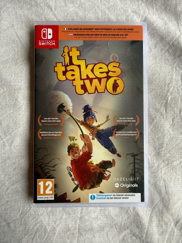 It Takes Two - Nintendo Switch (Zo goed als nieuw), Spelcomputers en Games, Met games, Met 2 controllers, Ophalen of Verzenden