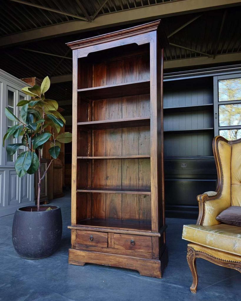 Smalle, hoge Boekenkast | Bijzet kast | Boekenkast #1584