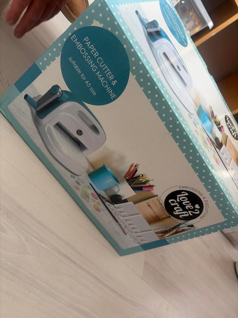 Love2craft Embossing & Diecutting Machine A5 met mallen, Ophalen, Geschikt voor karton, Overige thema's, Meerkleurig