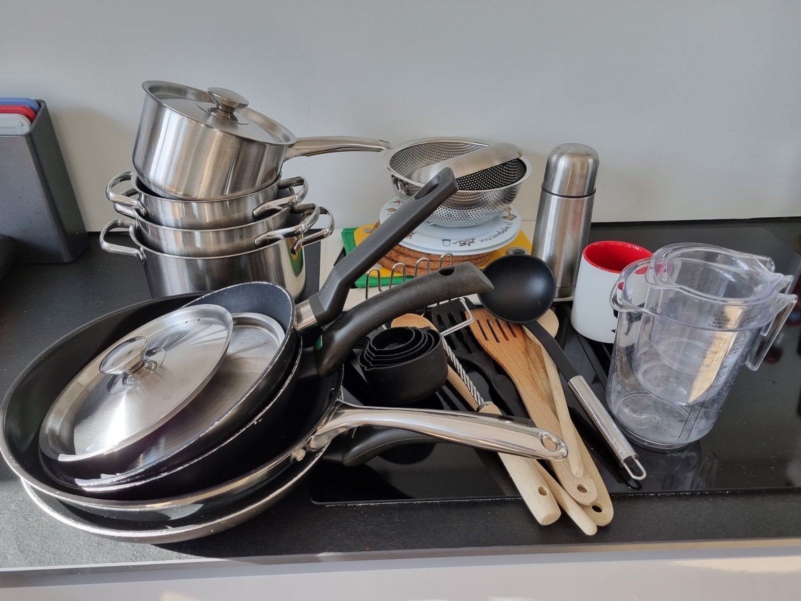 keuken uitzet, pannen en ander keukengerei, Ophalen, Gebruikt, Rvs, Pannenset