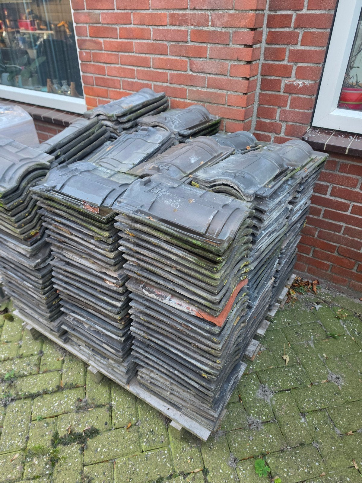 Oude dakpannen - Gratis af te halen, Ophalen, Gebruikt, Steen of Klei, 15 m² of meer