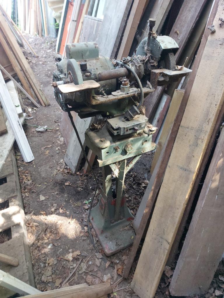 Berkel schuurvondst slijpmachine 1880, Ophalen