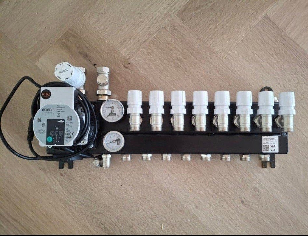 Robot vloerverwarming verdeler 8 groeps met Wilo Para pomp, Ophalen