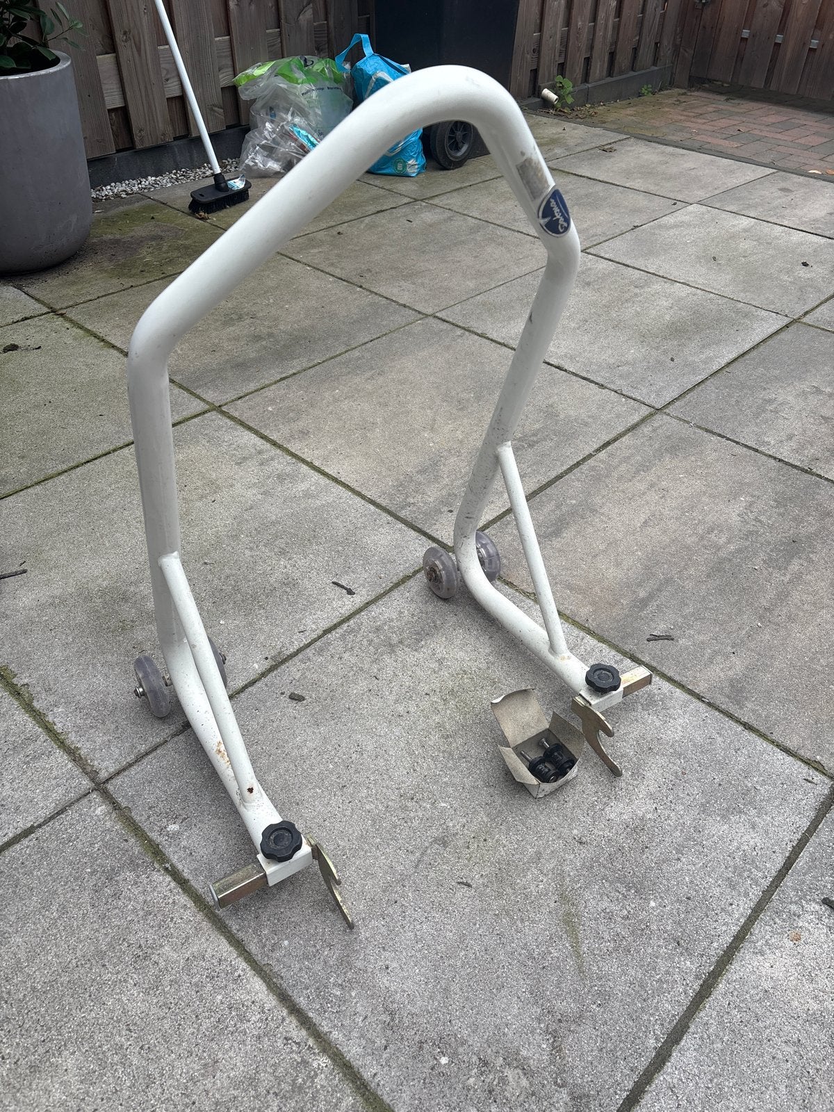 Datona Motorfiets paddockstand / motorstandaard, Motoren, Ophalen, Gebruikt