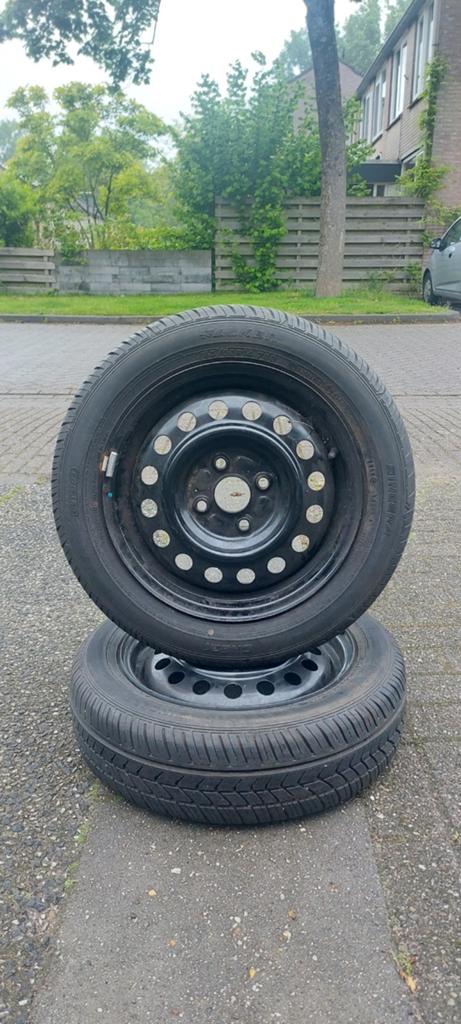Falken zomerbanden op stalen velg 155/65R14, Auto-onderdelen, 14 inch, 155 mm, Banden en Velgen, Ophalen of Verzenden