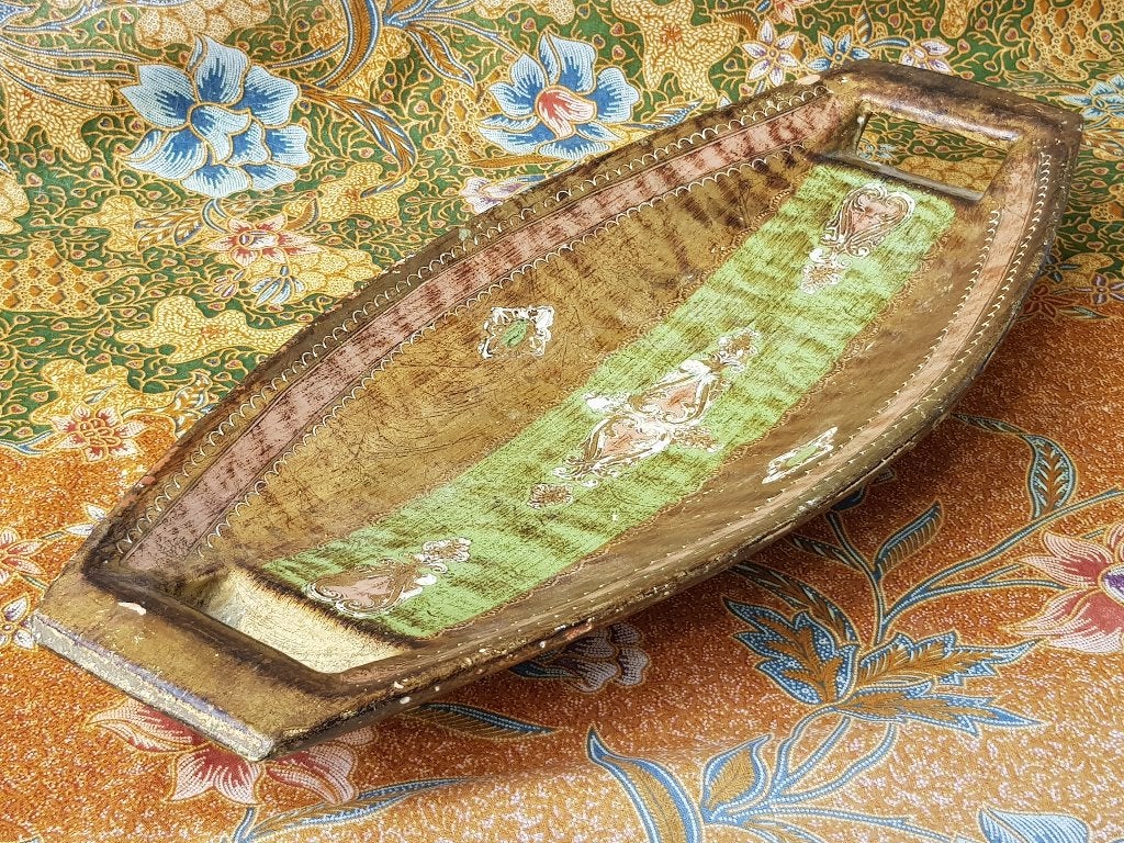 Mooie oude brocante schaal uit Italië van hout en gips 46 cm, Ophalen of Verzenden