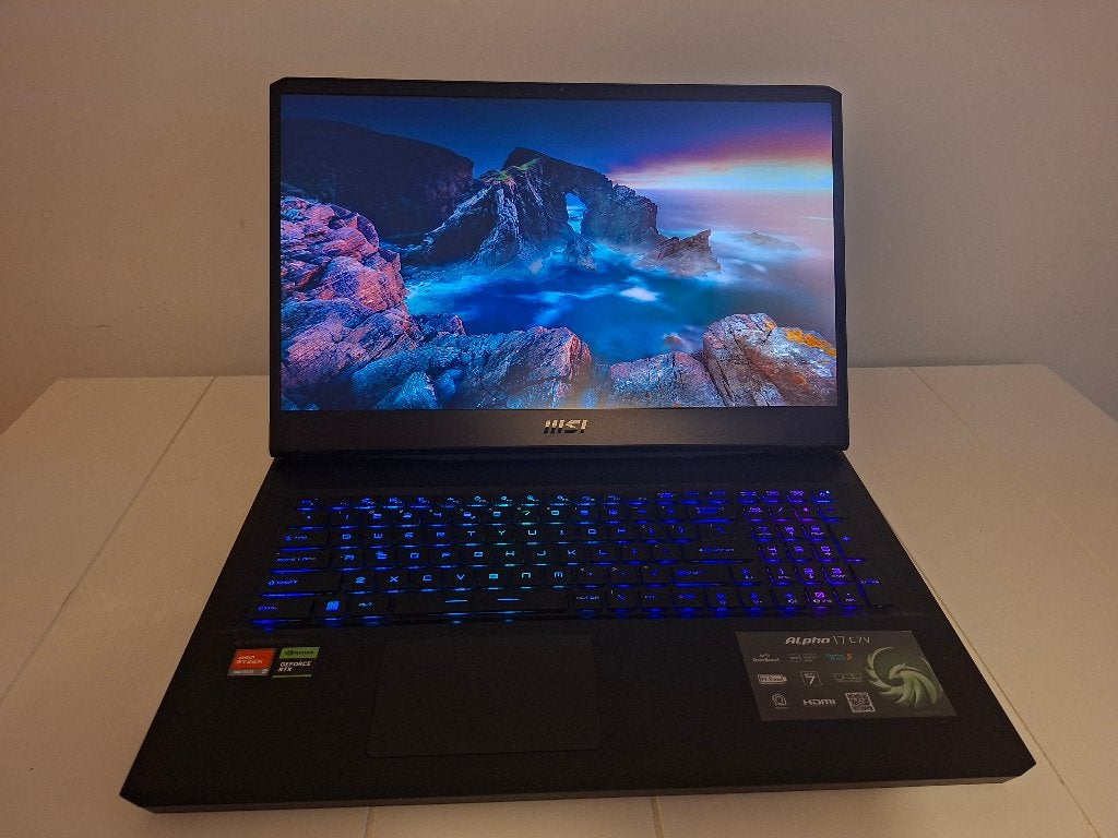 MSI Alpha 17 Gaming Laptop Ryzen 9 7945HX RTX 4070 240Hz QHD, Gebruikt, 2 tot 3 Ghz, Qwerty, Gaming