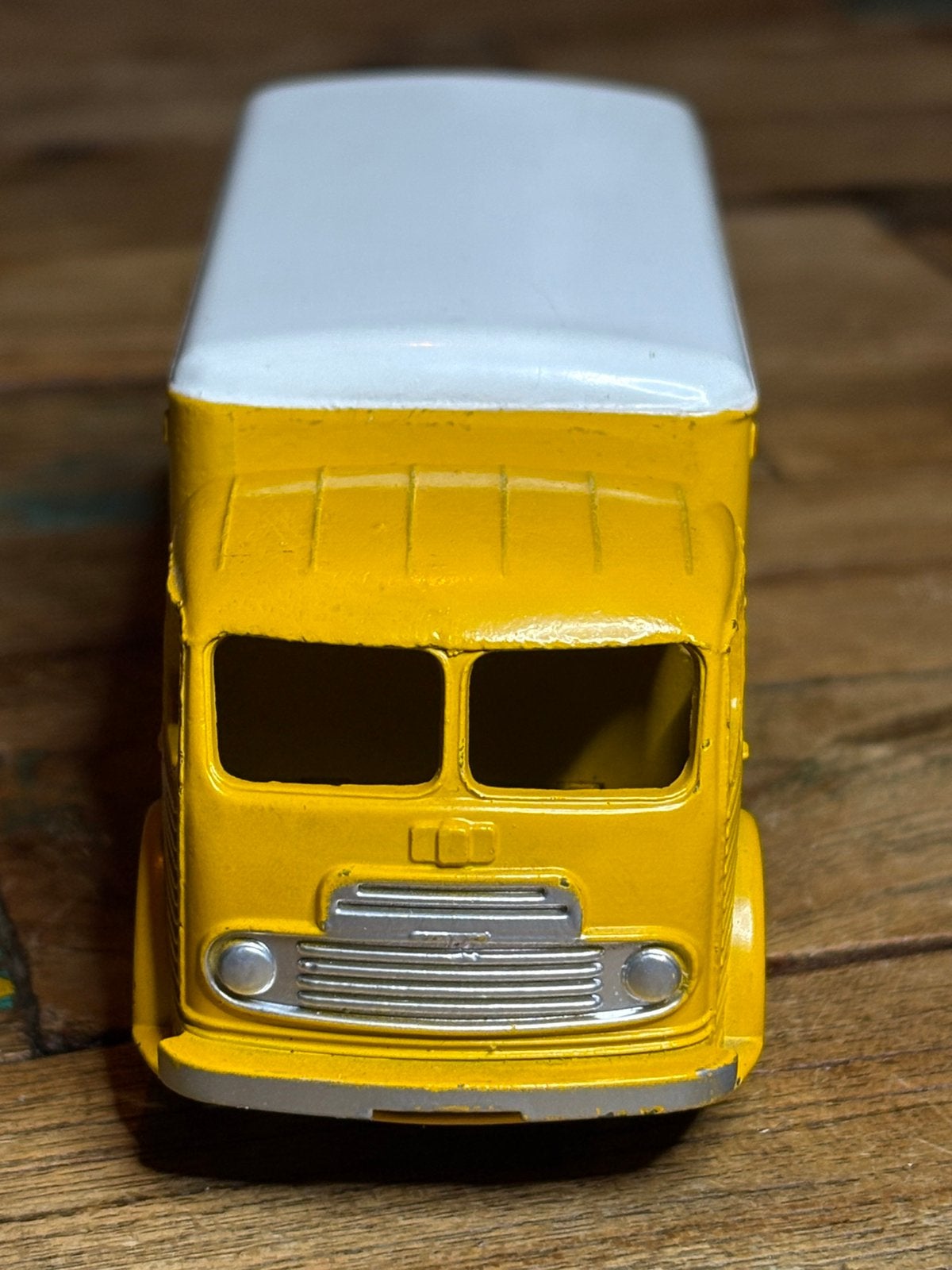 Dinky Toys France 33AN Simca Cargo BAILLY – origineel, Ophalen of Verzenden, Zo goed als nieuw, Bus of Vrachtwagen, Dinky Toys