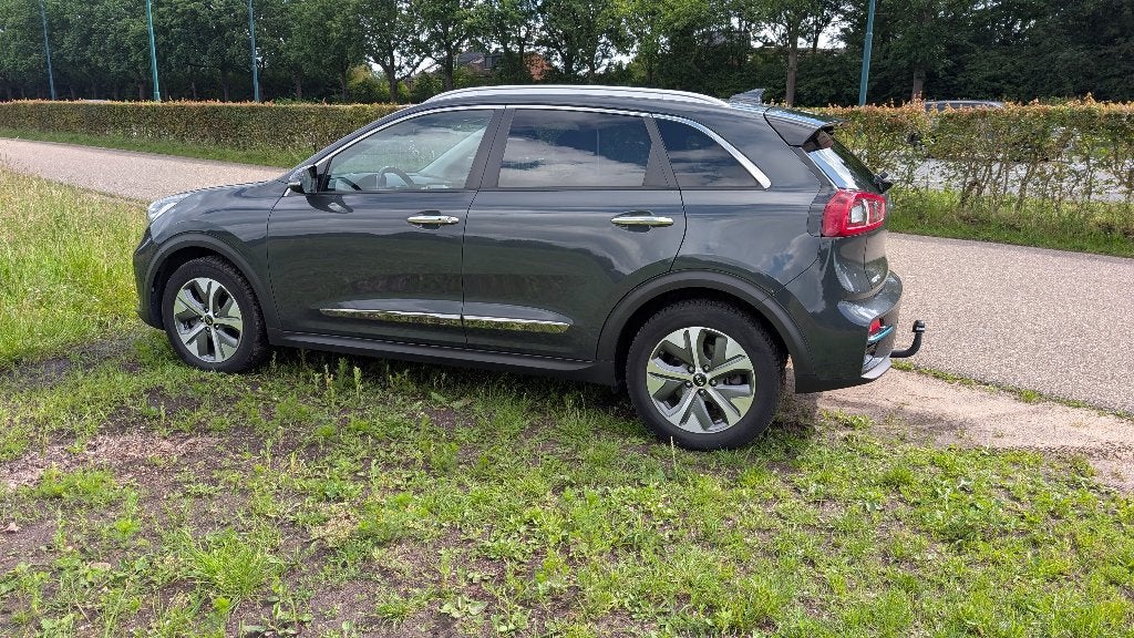 Kia e-Niro EV 64KWh 204pk 2019 Grijs, Auto's, 0 cilinders, 1712 kg, 0 kg, Parkeersensor