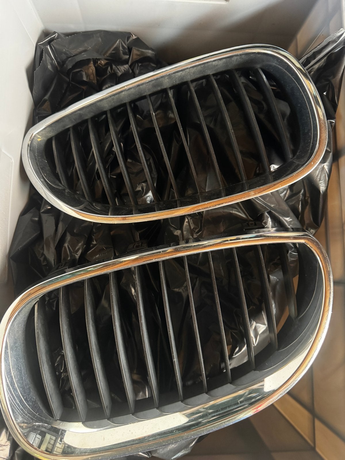 BMW E60 Grille - Chrome, nog zeer netjes, Ophalen of Verzenden, Gebruikt, Voor, BMW