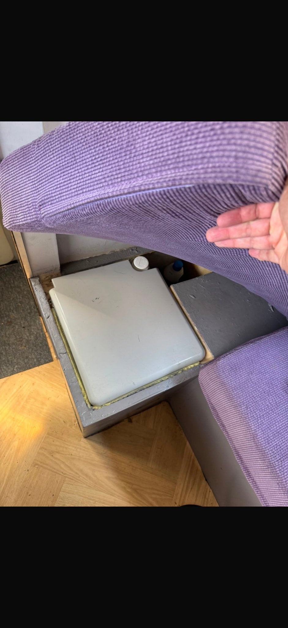Camperunit zo goed als nieuw met airco en kachel, Chemisch toilet, O, O, Bedrijf