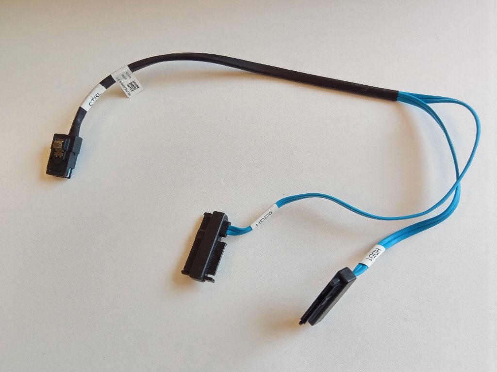 Dell SAS (SFF-8087) naar 2x SAS/SATA + voeding 0G96YT G96YT, Ophalen of Verzenden, Gebruikt