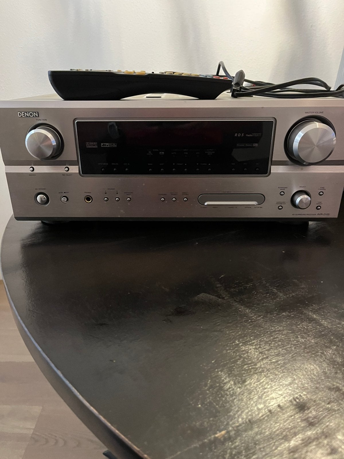 DENON AVR-2105 home cinema tuner versterker, 7.1-systeem, Gebruikt, 70 watt of meer, Overige spelers