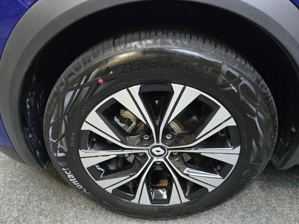 Renault Captur 1.6 E-Tech Hybrid 145 Limited Navigatie Clima, Gebruikt, 4 cilinders, Parkeersensor, Blauw