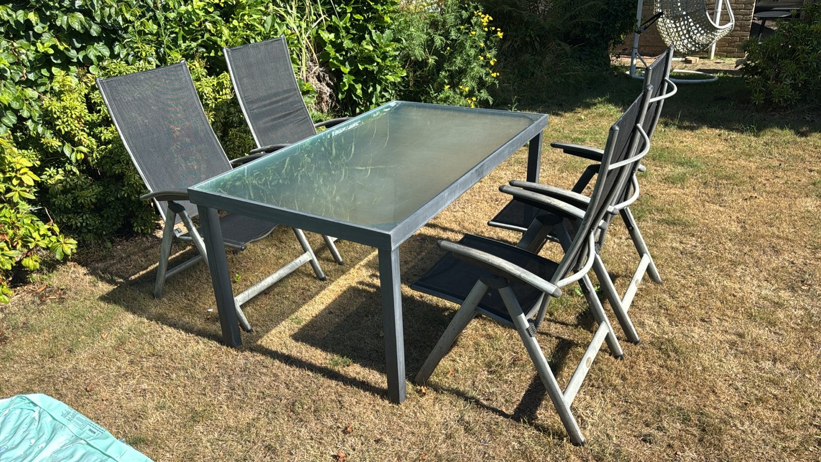 Gratis af te halen: Leuke tuinset met 4 stoelen, Ophalen, 4 zitplaatsen, Gebruikt, Eettafel