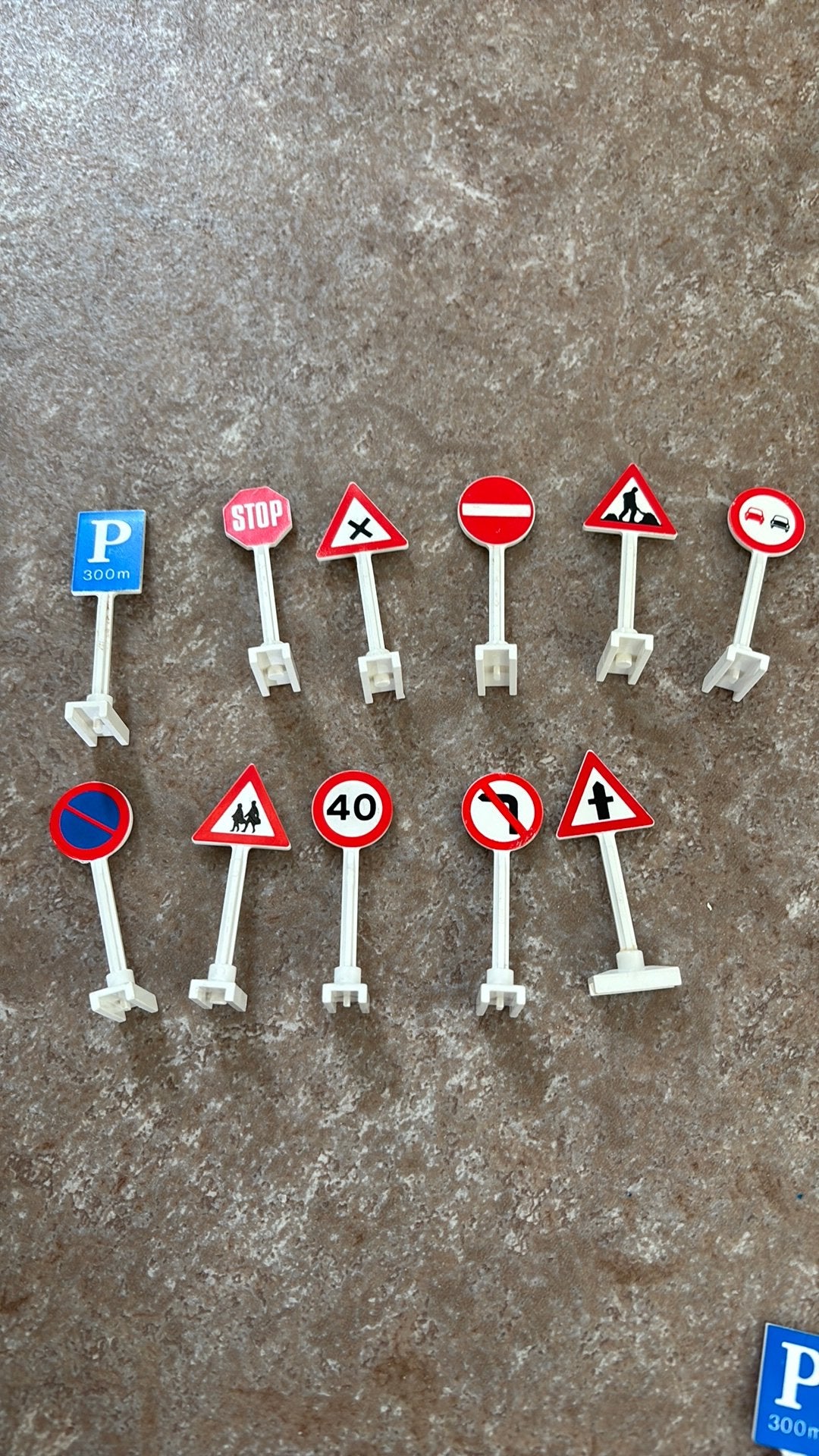 Lego verkeersborden, Kinderen en Baby's, Speelgoed | Duplo en Lego, Ophalen of Verzenden, Zo goed als nieuw