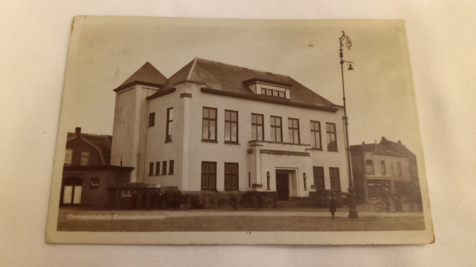 Gemeentehuis Raamsdonksveer 1930, Ophalen of Verzenden, 1920 tot 1940, Gelopen, Noord-Brabant