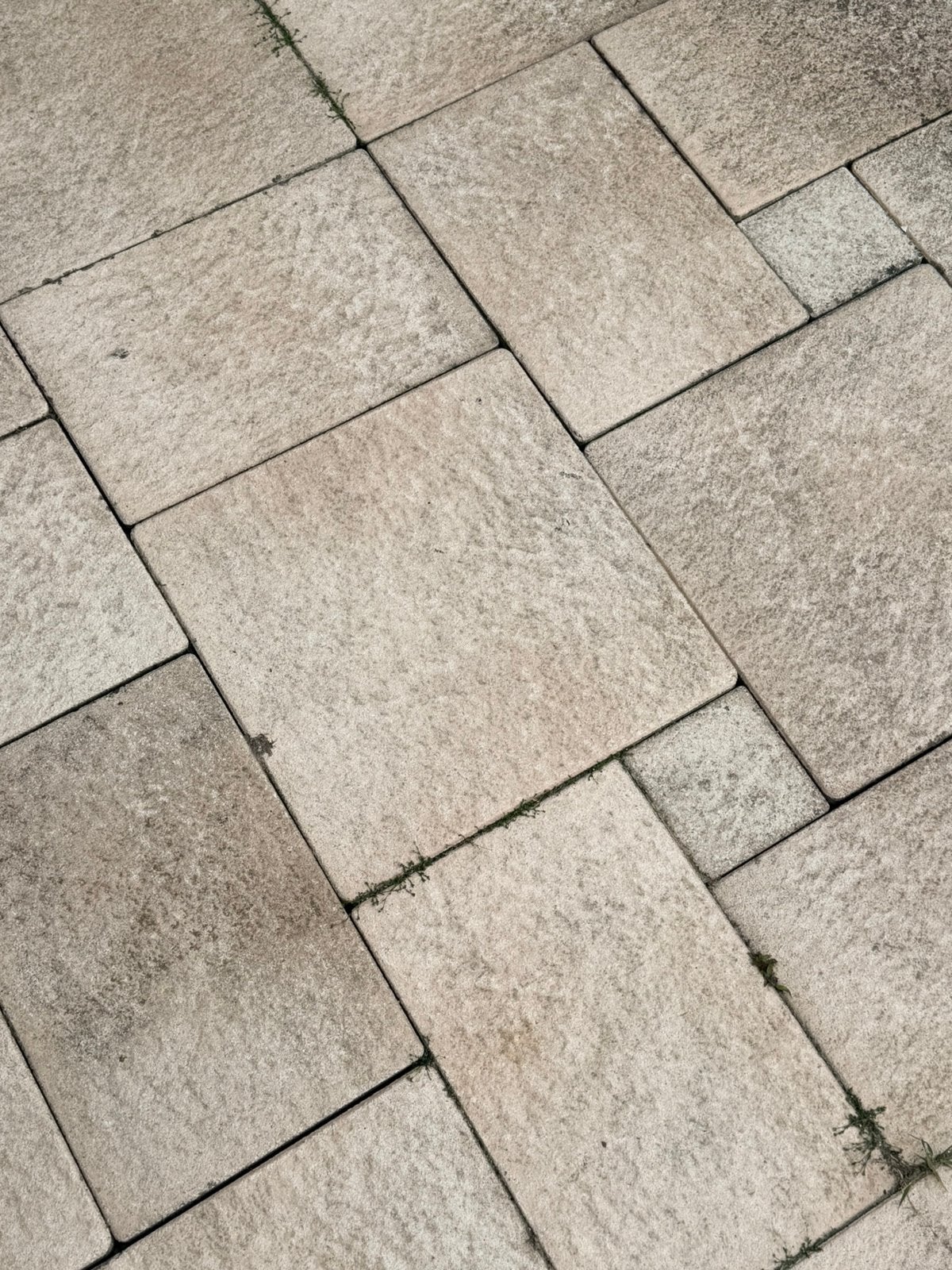70m2 aan terrastegels Romaans / Wildverband, Tuin en Terras, Tegels en Klinkers, Ophalen, Gebruikt, 10 m² of meer, Beton
